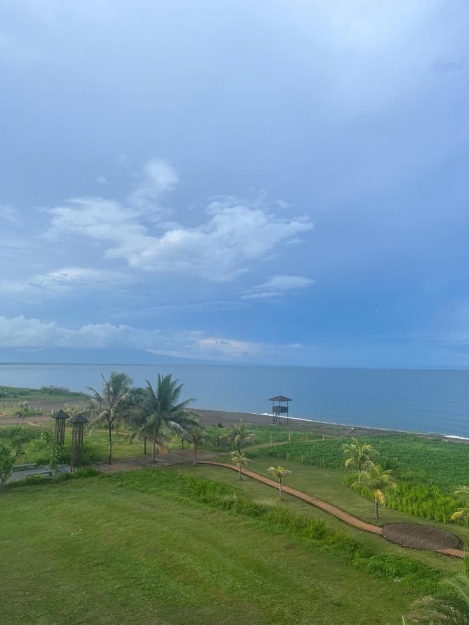 Seafront Residences Vacation Getaway 圣胡安 外观 照片