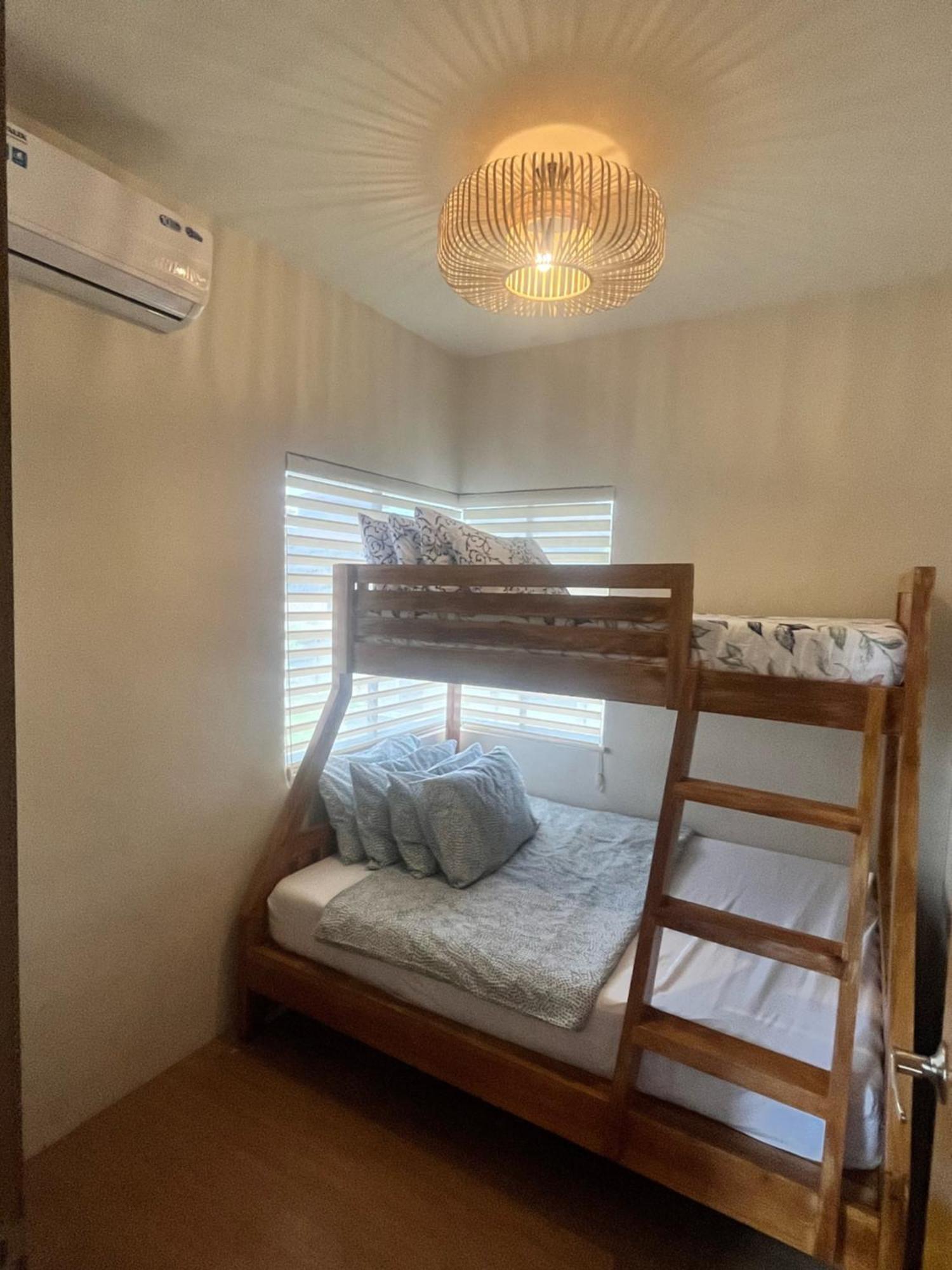 Seafront Residences Vacation Getaway 圣胡安 外观 照片